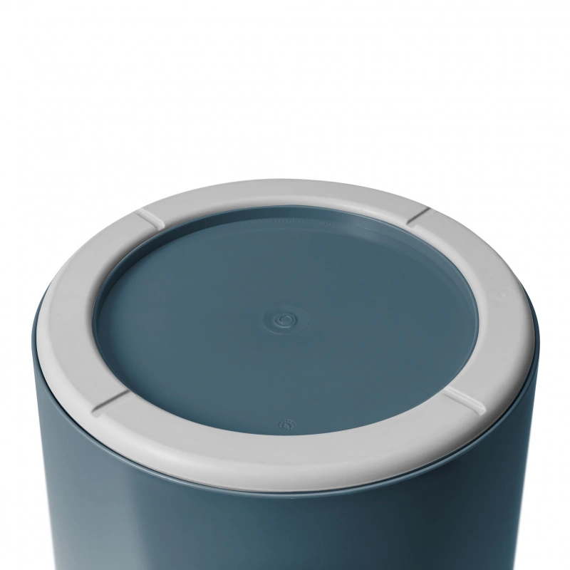 Yeti Loadout Bucket - Nordic Blue 6 Yeti Loadout Bucket - Nordic Blue - Image 4